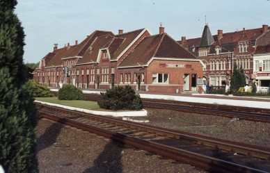 COMINES  KOMEN  DIA 81-4956.jpg